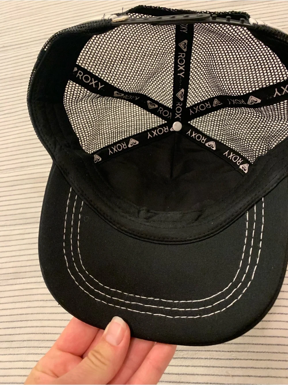 Roxy Black Mesh 'Local Surf Squad '90' Trucker Hat